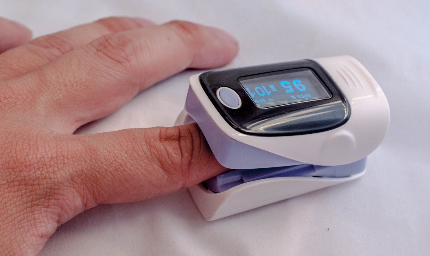 Pulse Oximeter, or Similar